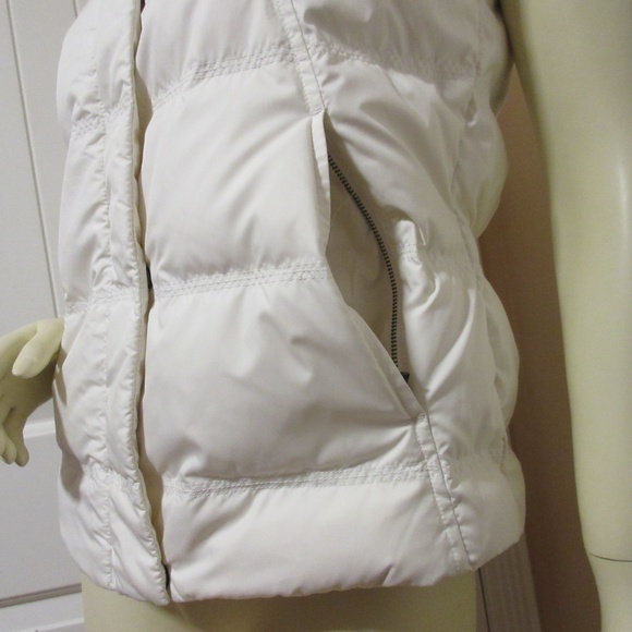 Eddie Bauer Womens Goose Down Puffer Vest Jacket XS Full Zip Snap Pockets White - Picture 6 of 8